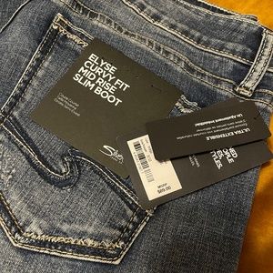 WOMEN SILVER JEANS (MEDIUM DARK WASH)